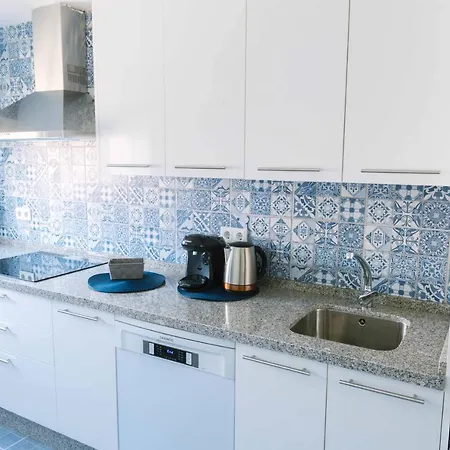 Cool Homes, La Ribera